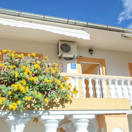 Vice Apartment